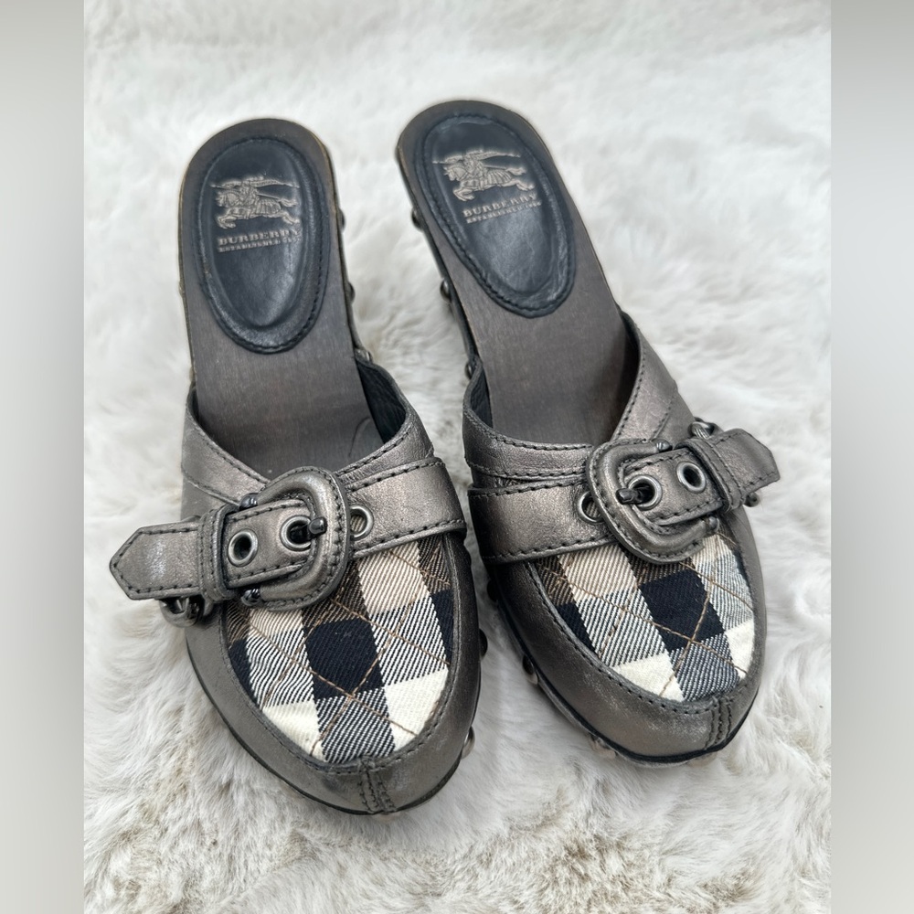 Burberry Brown Leather Heeled Clogs Quilted Plaid Vamp 37 US 7 Vintage 2001 nova - Picture 3 of 11